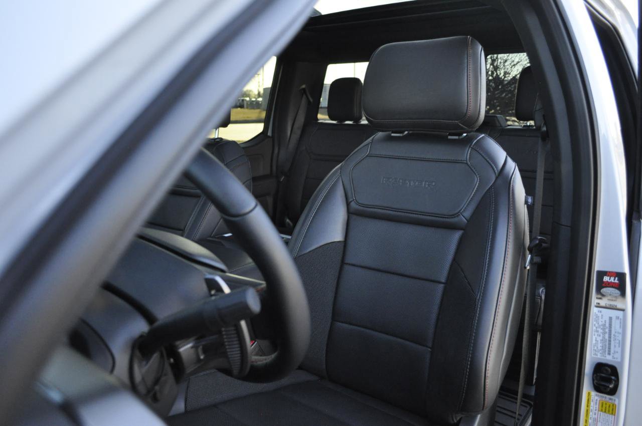 Used 2025 Ford F150 Raptor image 18