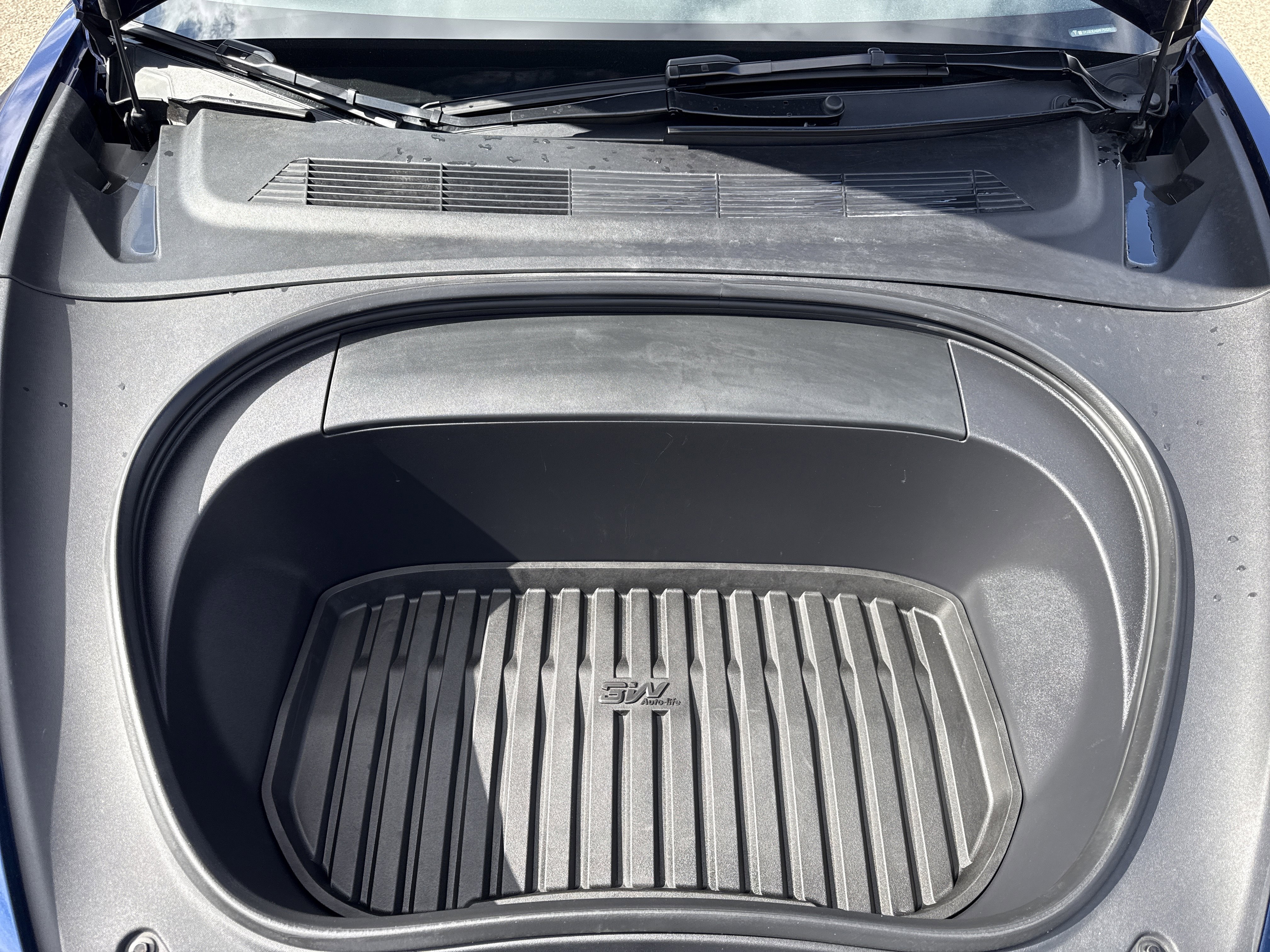 Used 2024 Tesla Model 3 Standard Range image 16