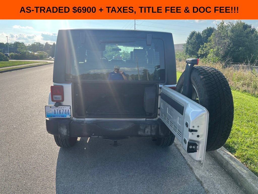 Used 2007 Jeep Wrangler Unlimited Sahara RWD image 10