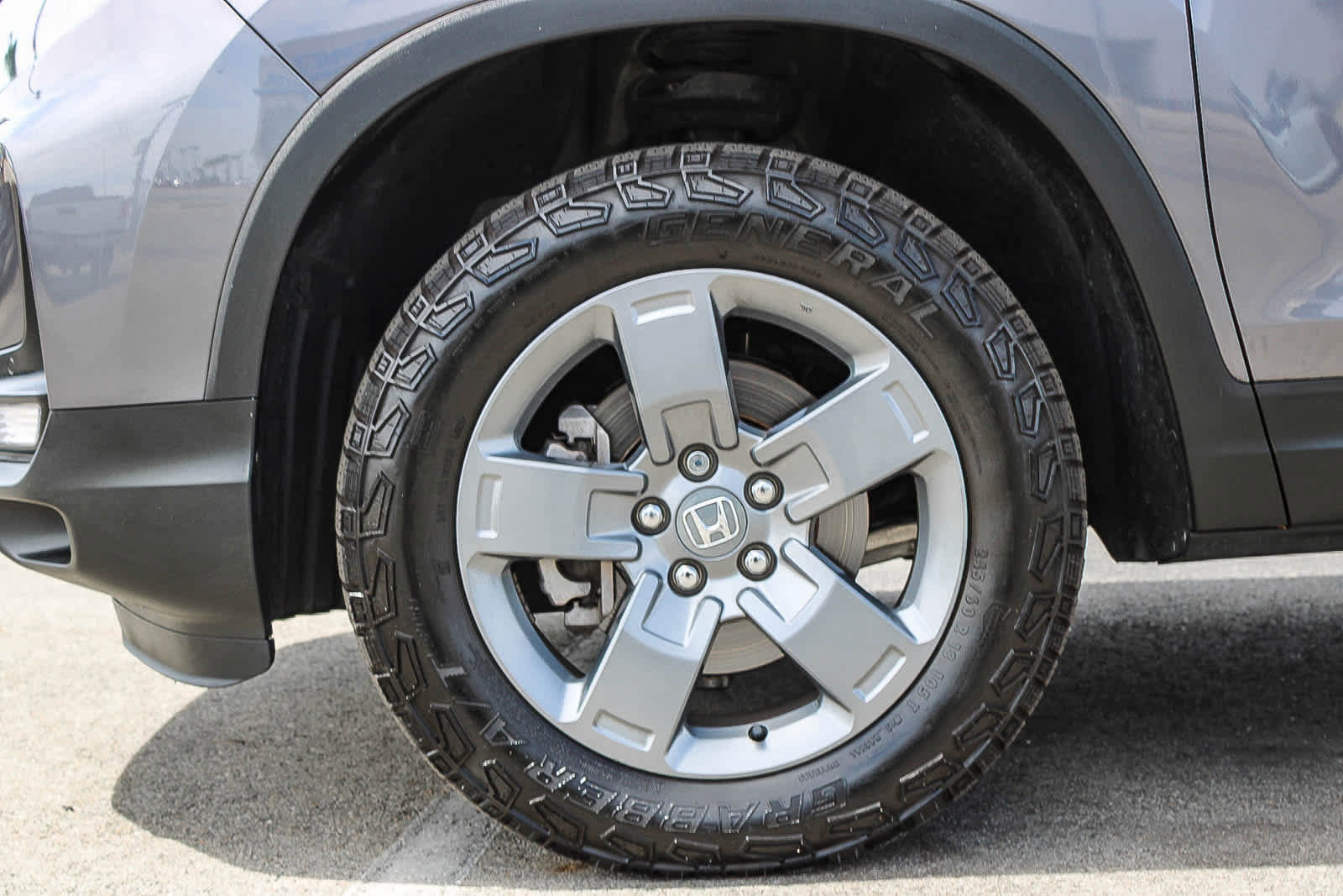 Used 2025 Honda Ridgeline TrailSport image 11