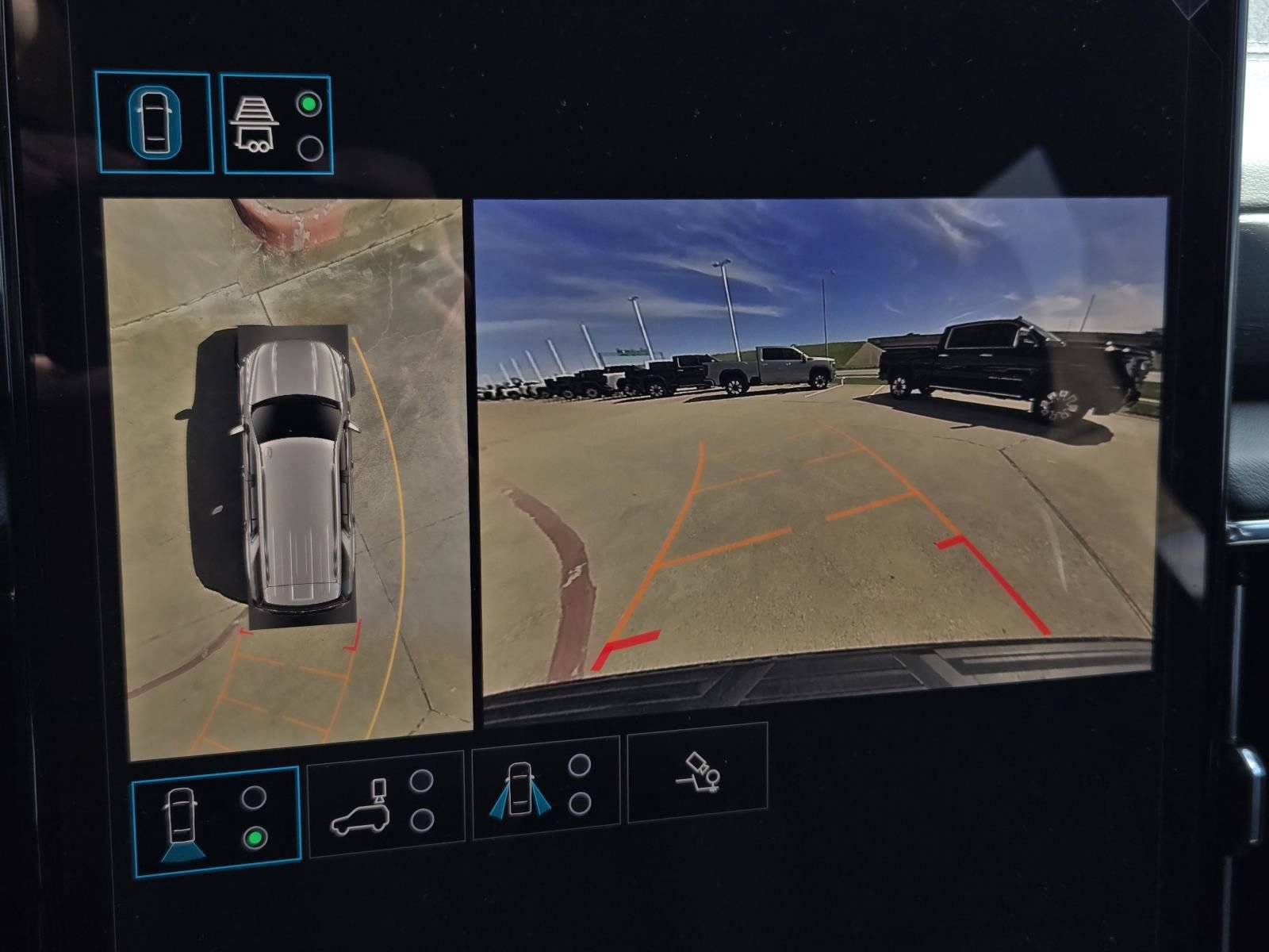 New 2026 GMC Yukon Denali w/ Sun & Power Step Package AWD/4WD image 11