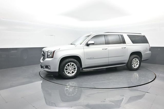 Used 2017 GMC Yukon XL SLT w/ Open Road Package image 4