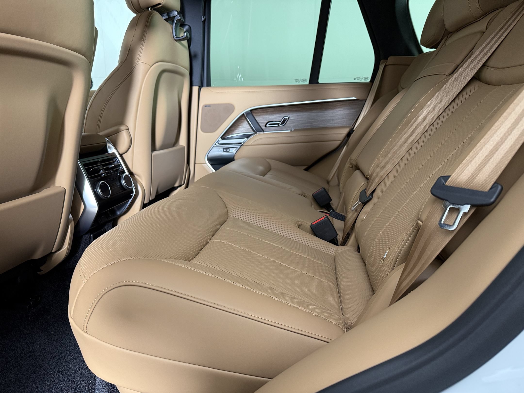 New 2027 Land Rover Range Rover SE AWD/4WD image 23