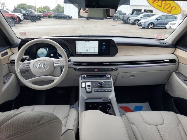 Used 2024 Hyundai Palisade Limited image 14