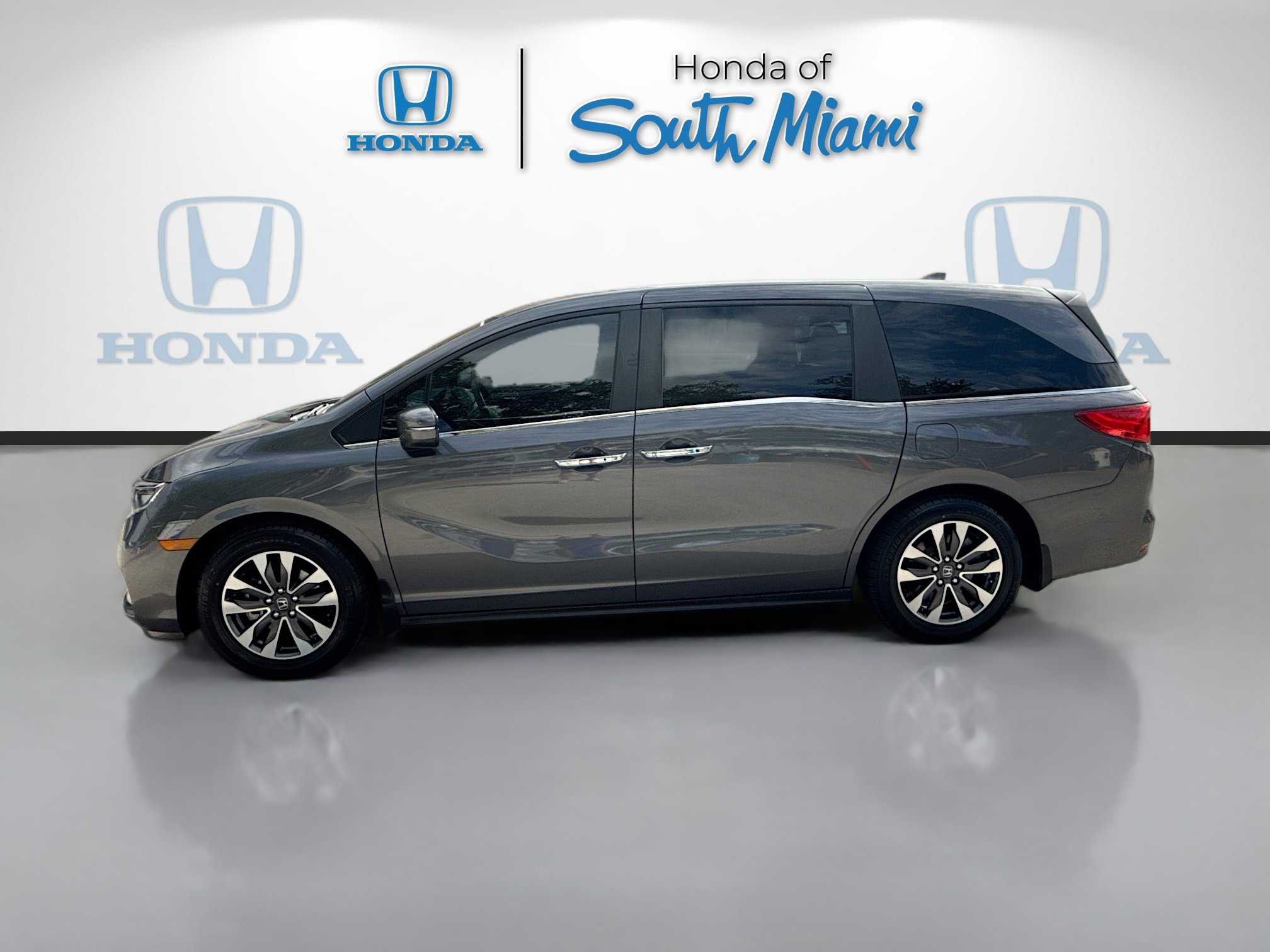 Certified 2022 Honda Odyssey EX-L image 4