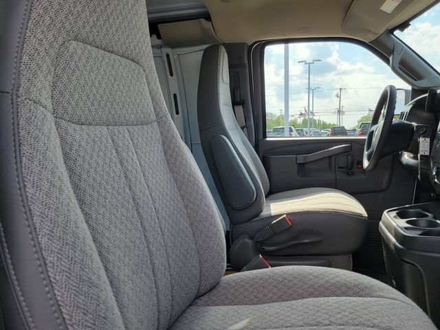 New 2026 Chevrolet Express 2500 w/ Safety Package RWD image 14