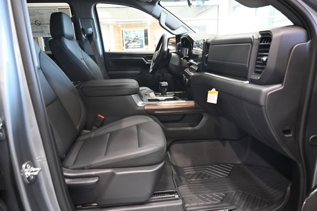 New 2026 Chevrolet Silverado 1500 LT AWD/4WD image 13
