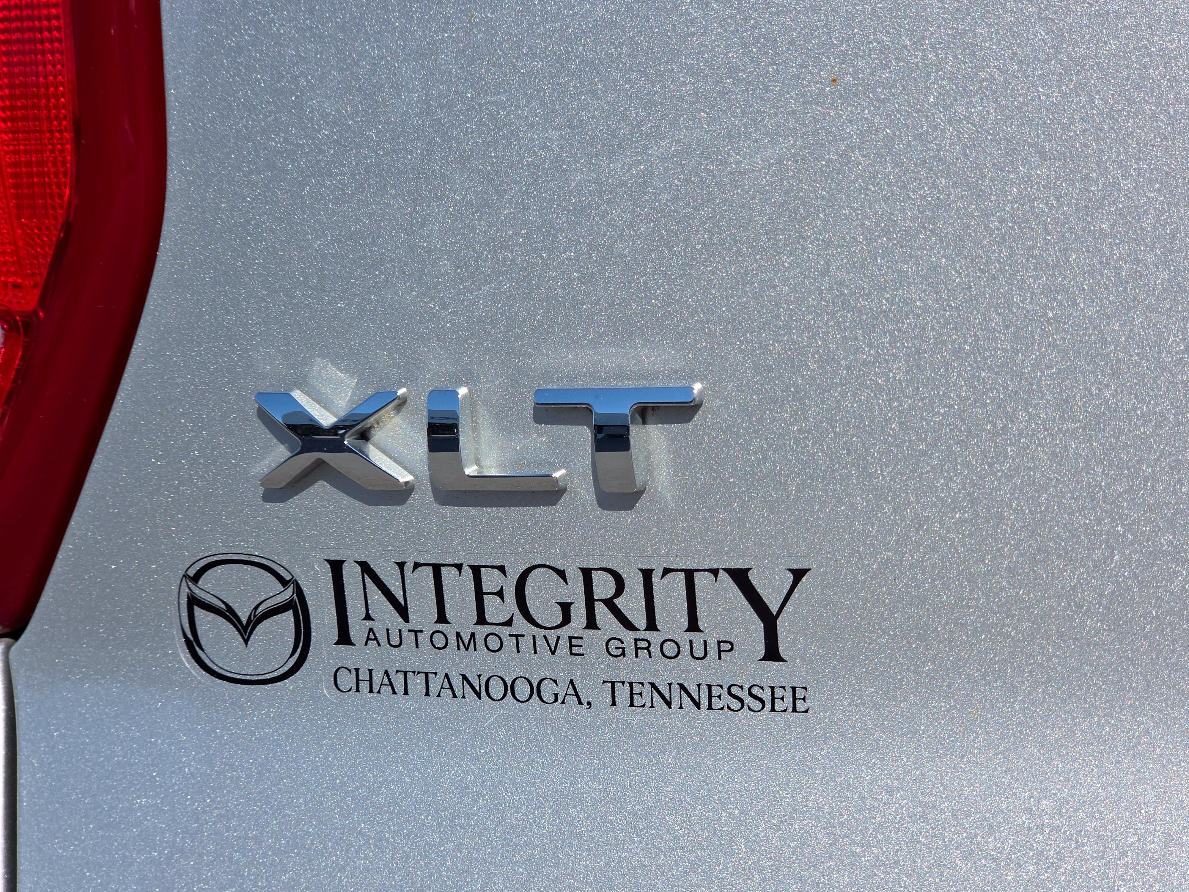 Used 2017 Ford Explorer XLT AWD/4WD image 5