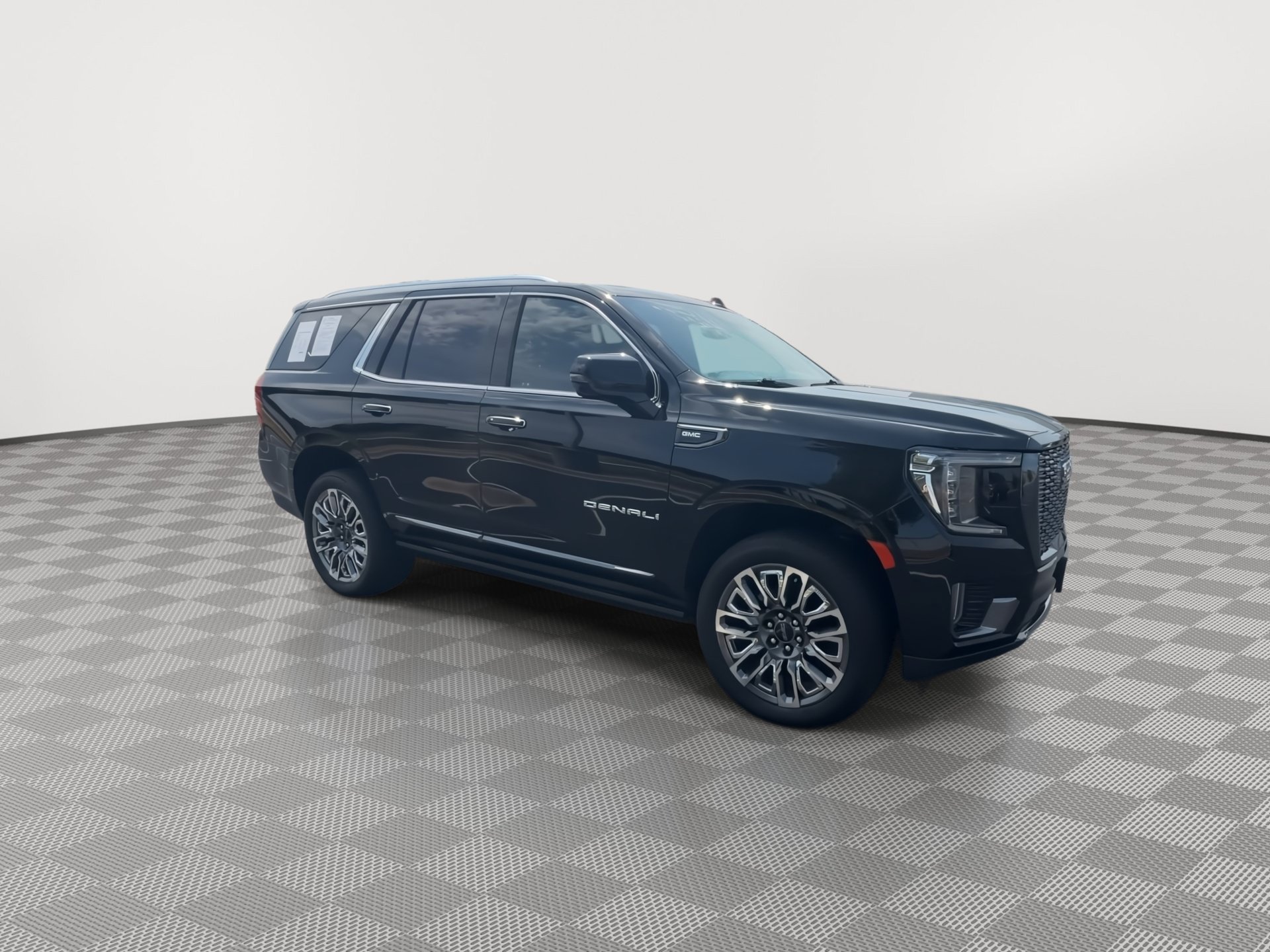 Certified 2024 GMC Yukon Denali Ultimate AWD/4WD image 2