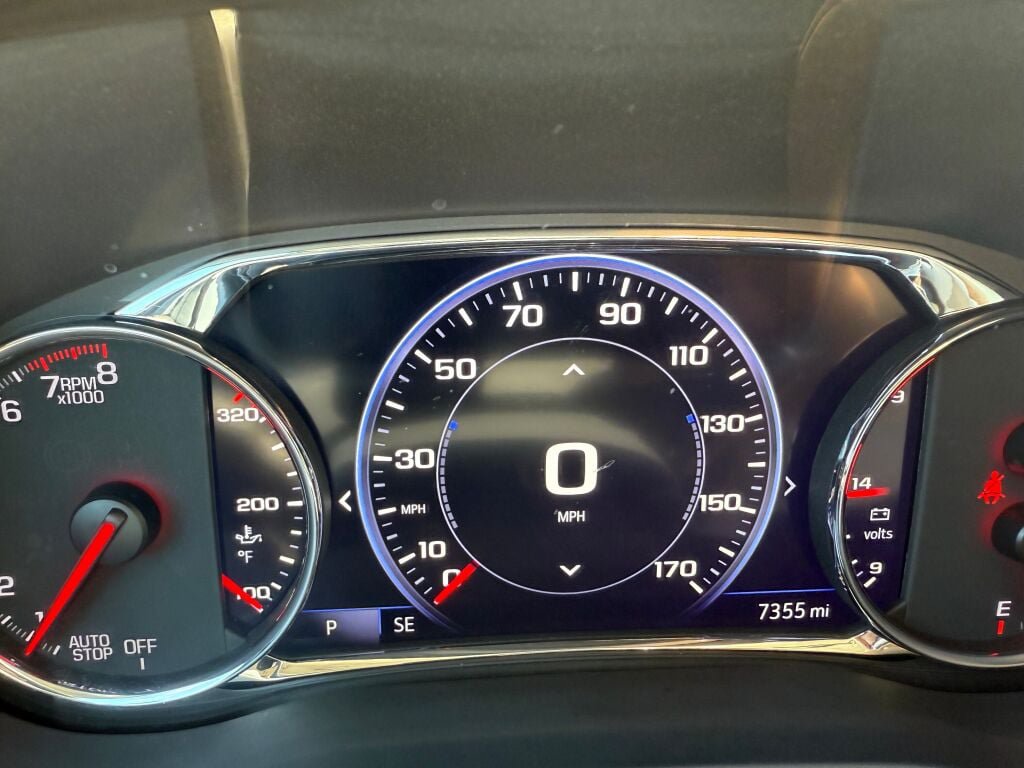Used 2023 GMC Acadia Denali AWD/4WD image 14