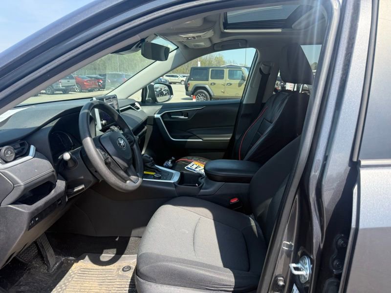Used 2024 Toyota RAV4 XLE w/ Convenience Package AWD/4WD image 10