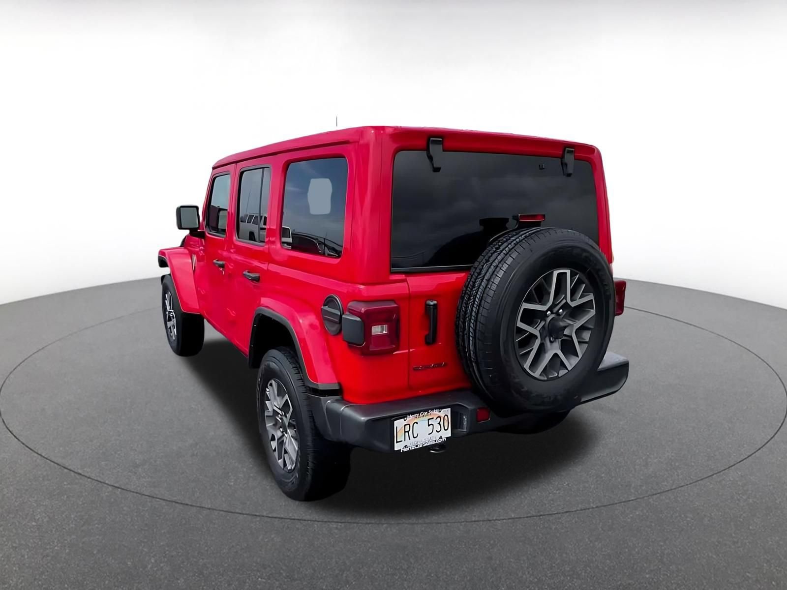 Used 2025 Jeep Wrangler Unlimited Sahara AWD/4WD image 10
