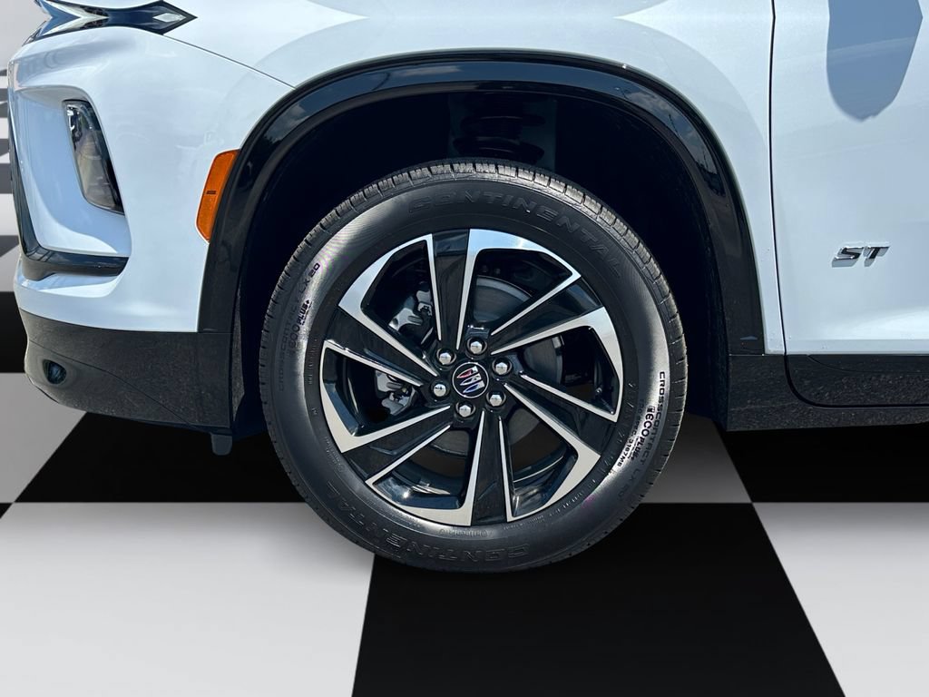 New 2026 Buick Enclave Sport Touring w/ Power Package FWD image 14