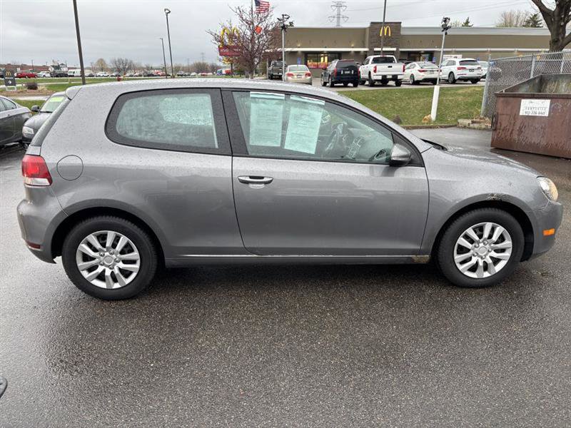 Used 2010 Volkswagen Golf 2-Door image 4