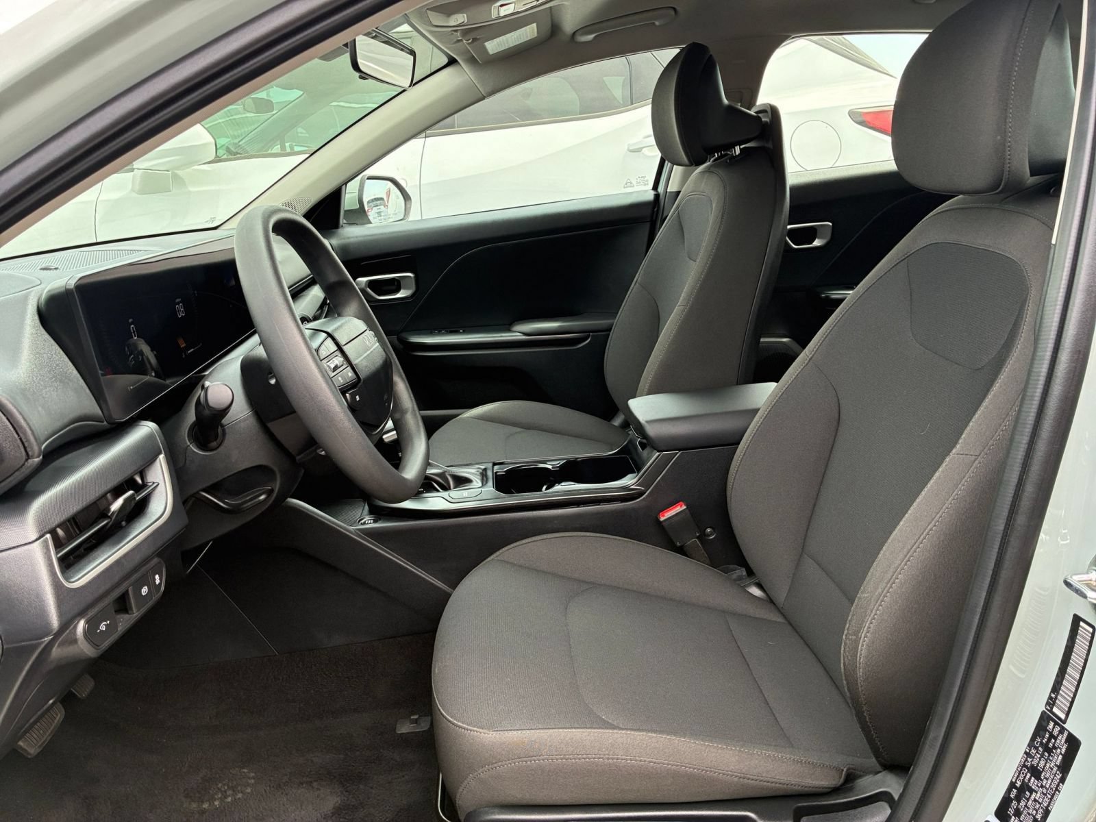 Used 2026 Kia K4 FWD image 25