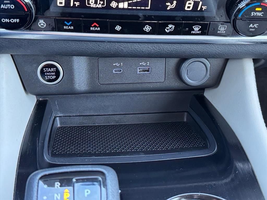 Used 2023 Nissan Rogue SL w/ SL Premium Package image 26