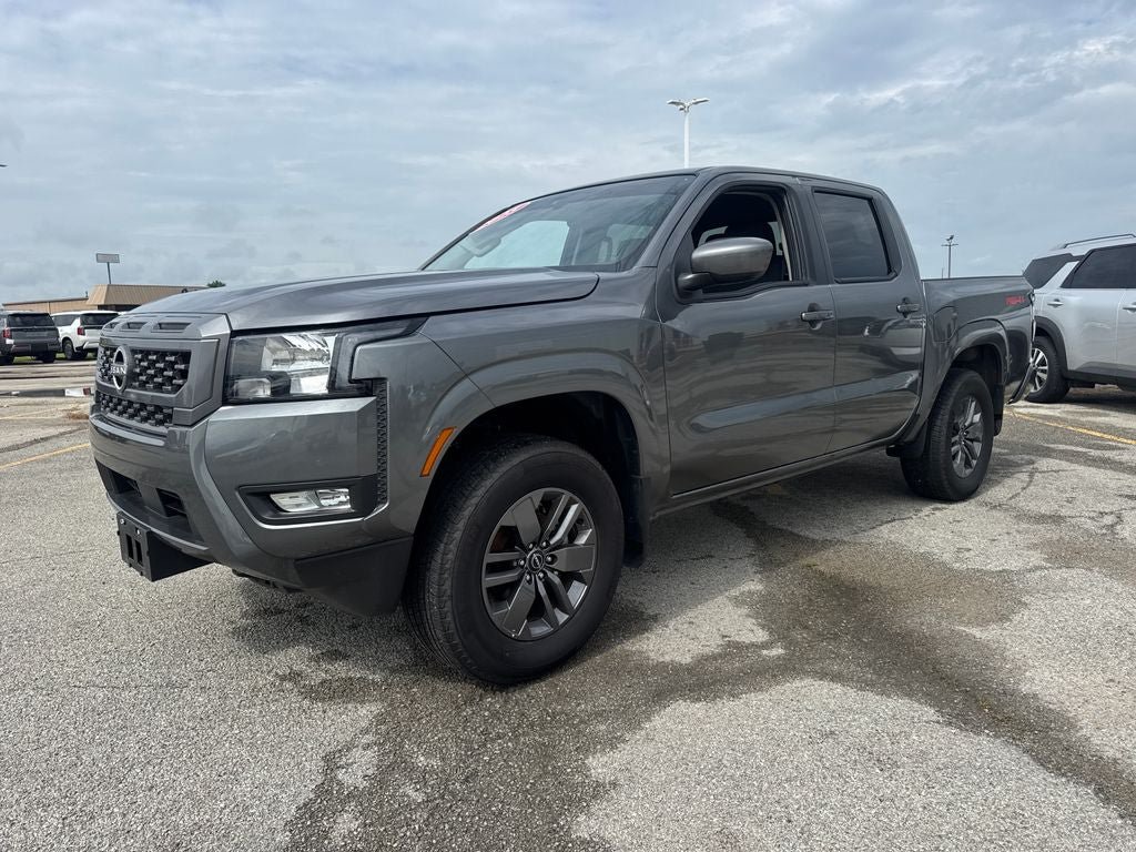 Used 2025 Nissan Frontier SV w/ SV Convenience Package AWD/4WD image 2
