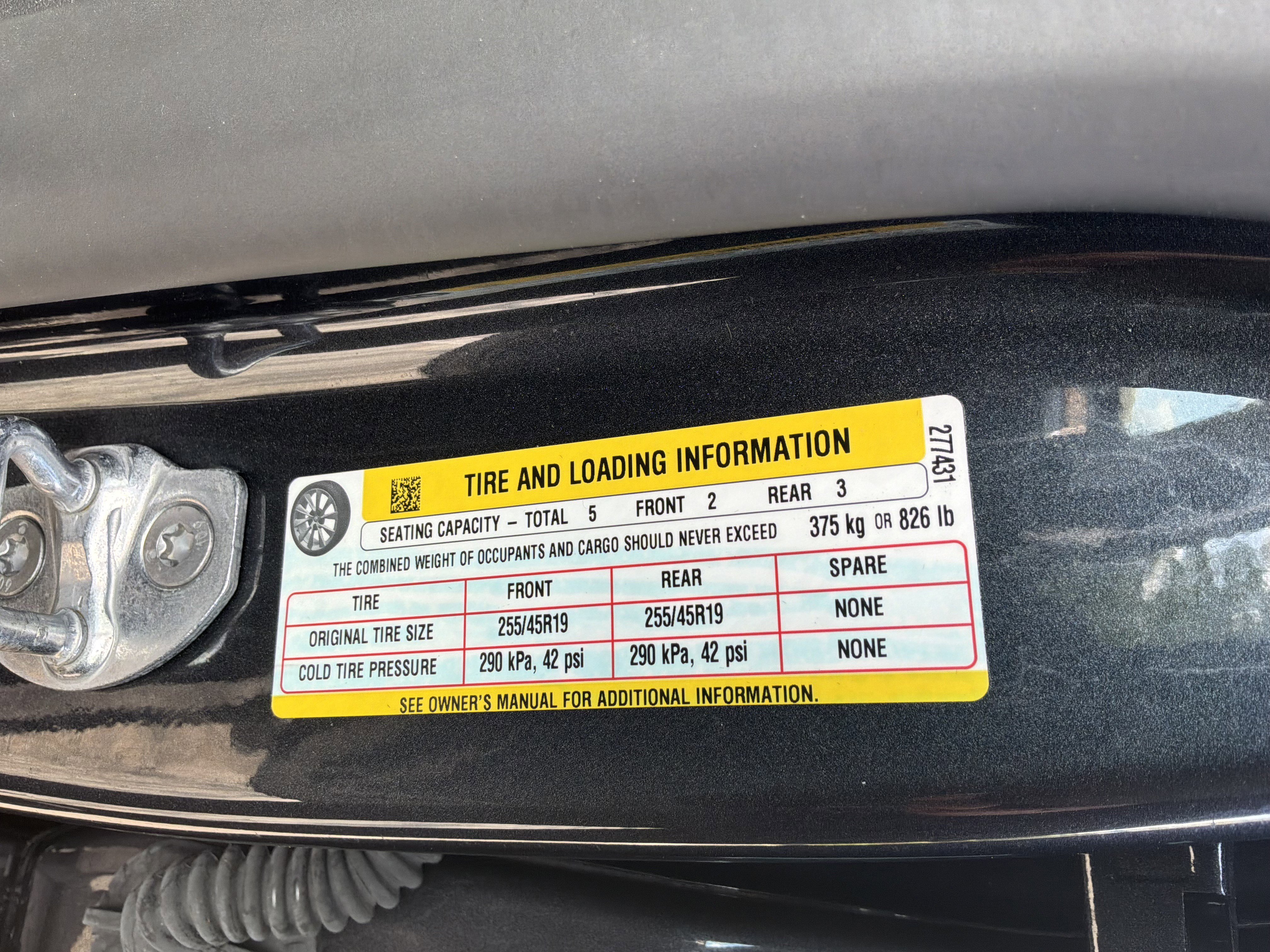 Used 2024 Tesla Model Y Long Range image 35