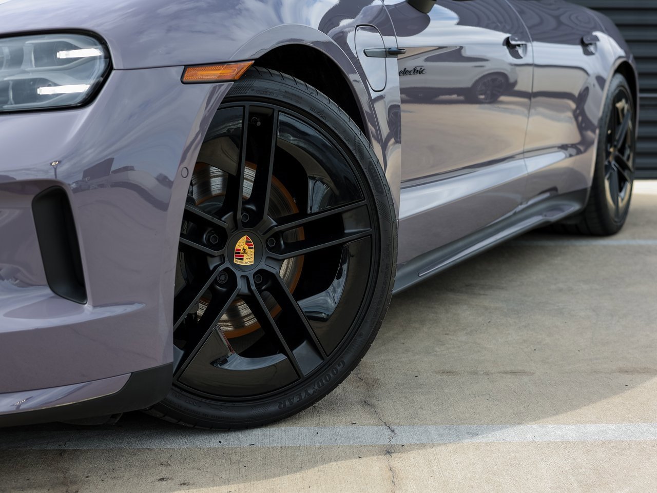 New 2025 Porsche Taycan 4S image 12