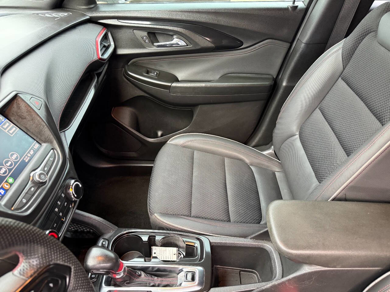 Used 2023 Chevrolet TrailBlazer RS image 11