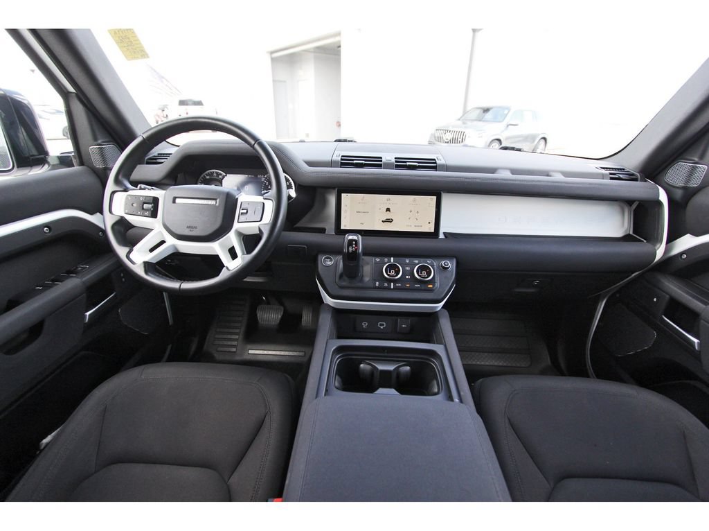 Used 2023 Land Rover Defender 110 AWD/4WD image 9