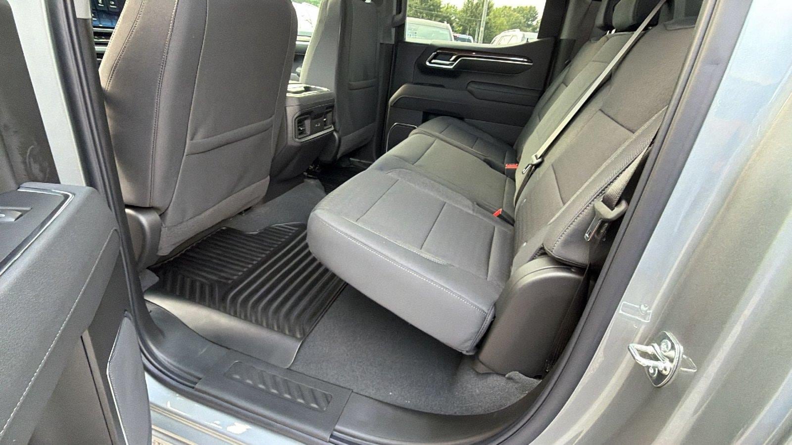 New 2026 Chevrolet Silverado 1500 RST w/ Convenience Package II AWD/4WD image 19