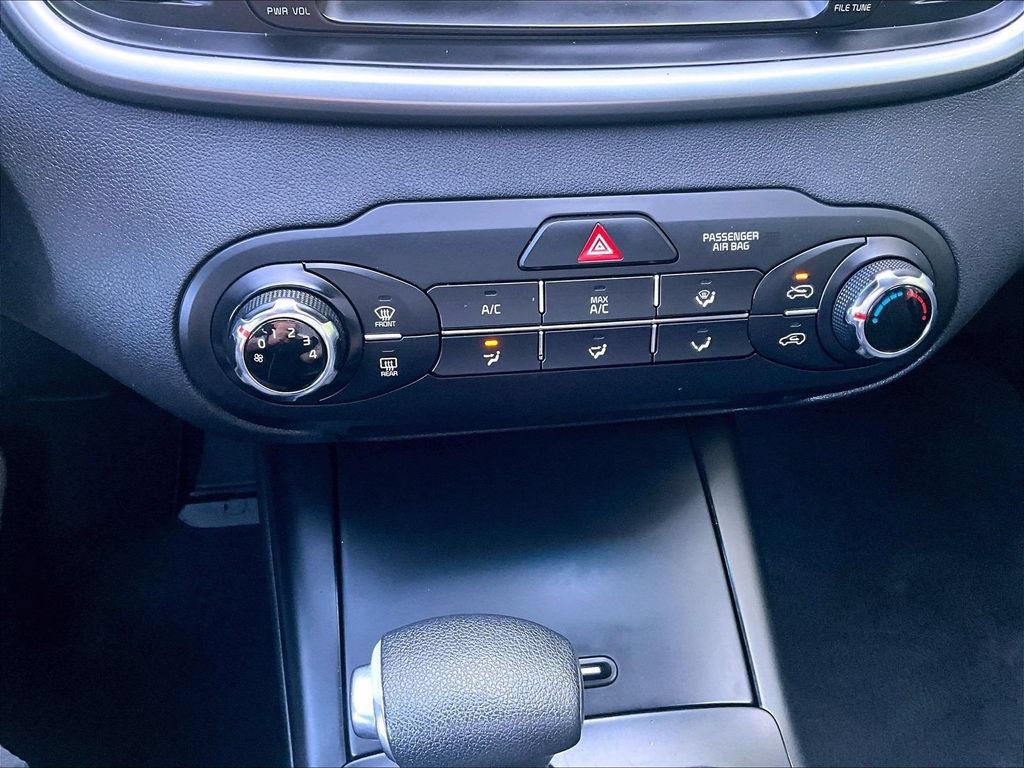 Used 2019 Kia Sorento AWD image 26