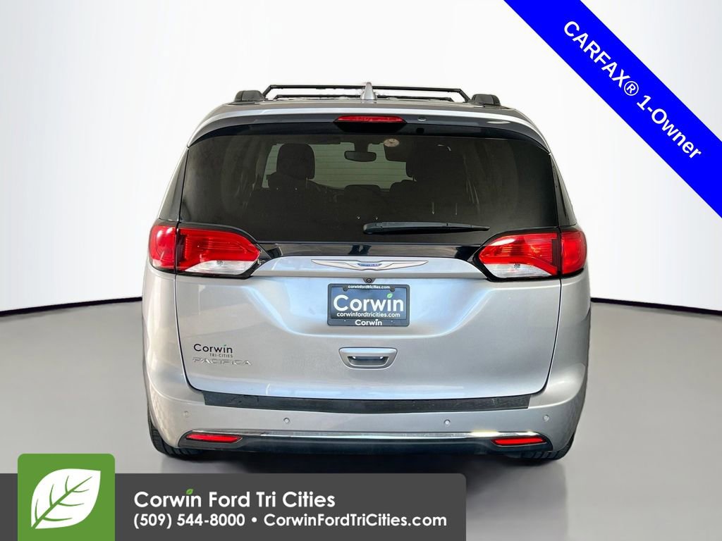 Used 2018 Chrysler Pacifica Touring Plus w/ Tire & Wheel Group image 13