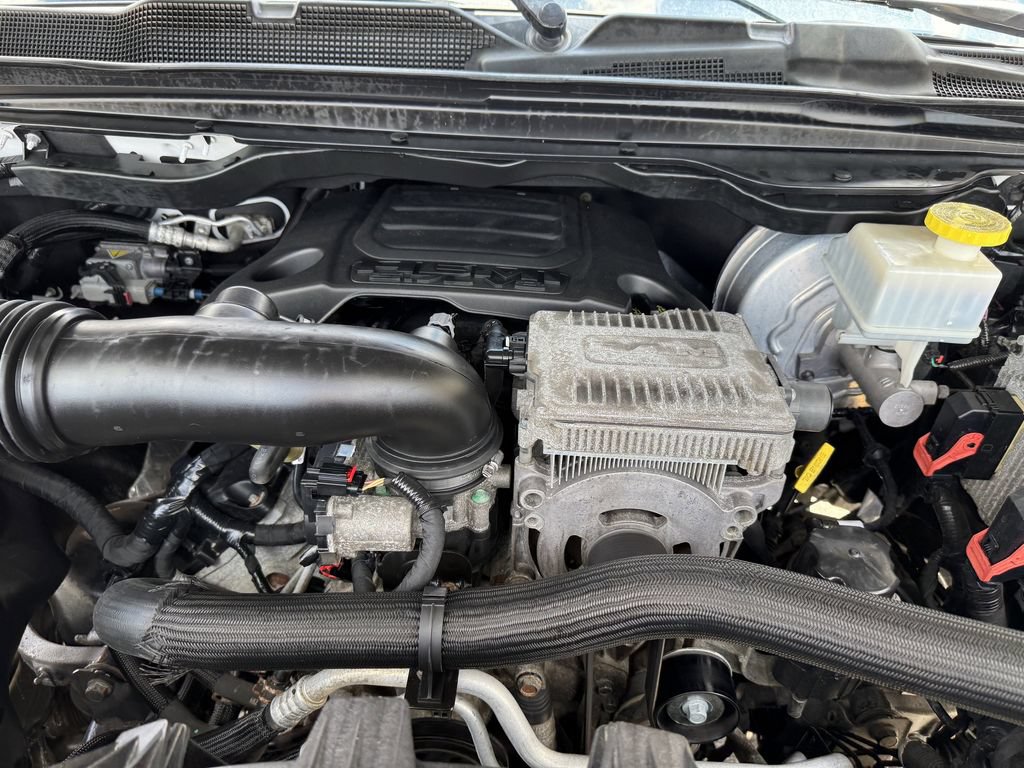 Used 2019 RAM 1500 Big Horn AWD/4WD image 10