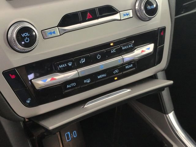 Used 2023 Ford Explorer XLT w/ Equipment Group 202A image 18