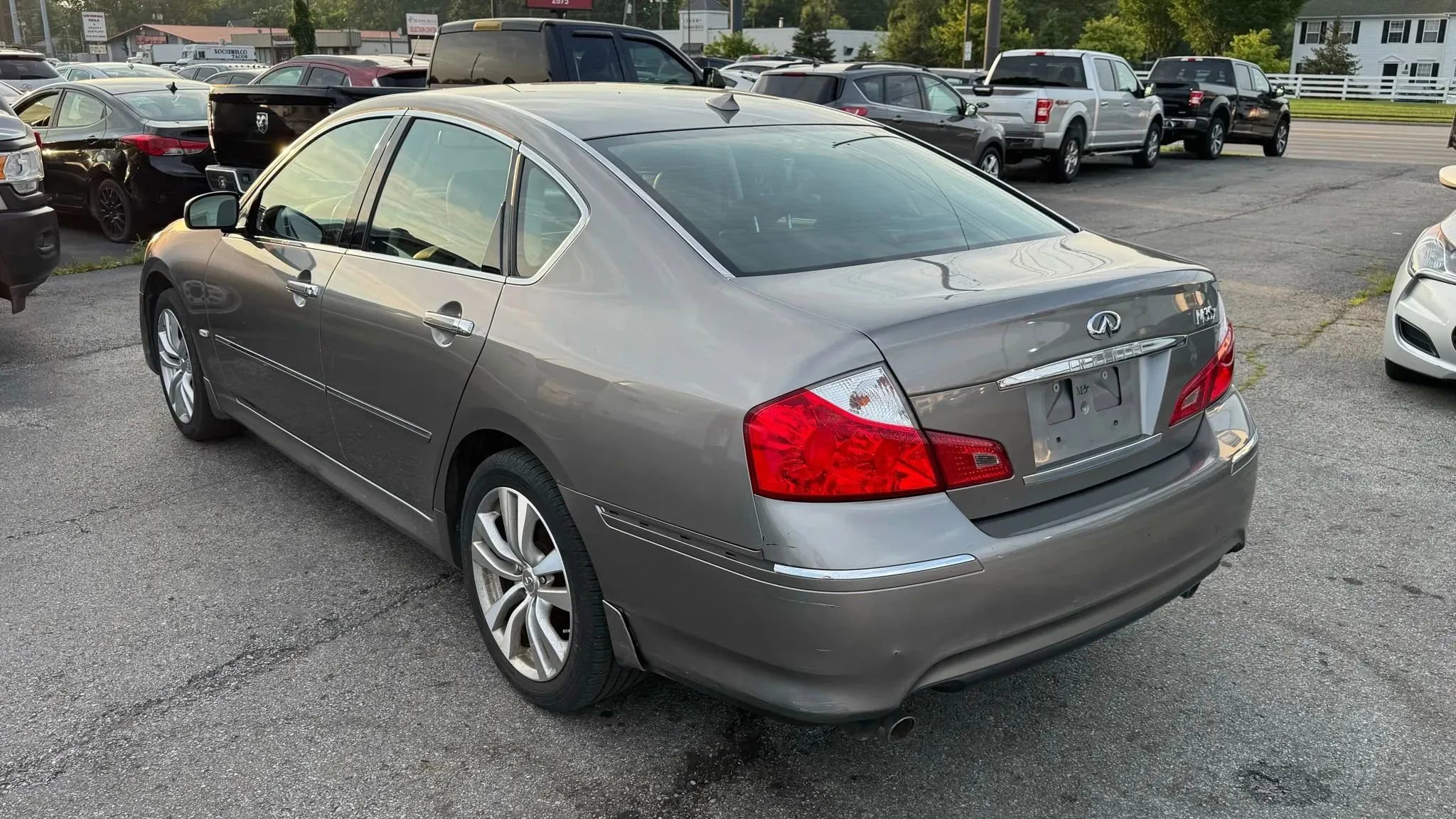 Used 2009 INFINITI M35 x image 3