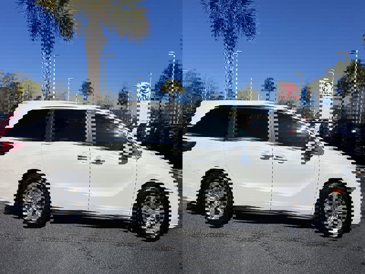 Used 2019 Honda Odyssey EX-L image 11