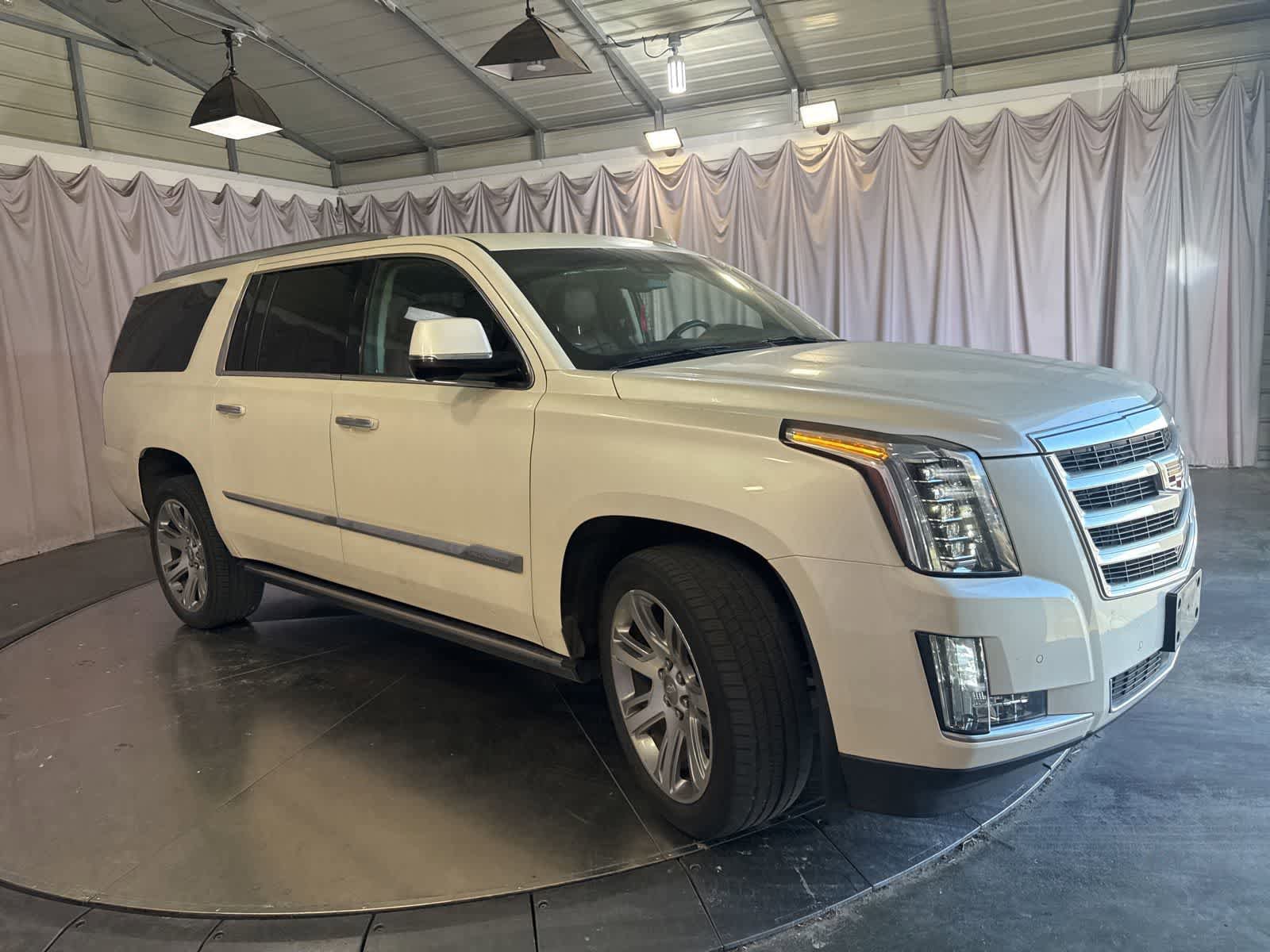 Used 2015 Cadillac Escalade ESV Premium AWD/4WD image 3