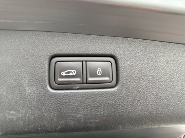 Used 2025 Genesis GV70 2.5T image 9