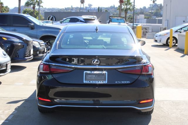 Certified 2025 Lexus ES 300h w/ Premium Package FWD image 20