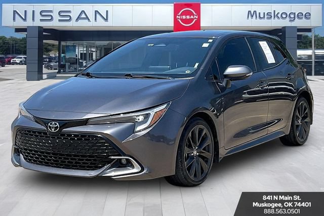 Used 2024 Toyota Corolla XSE FWD image 3