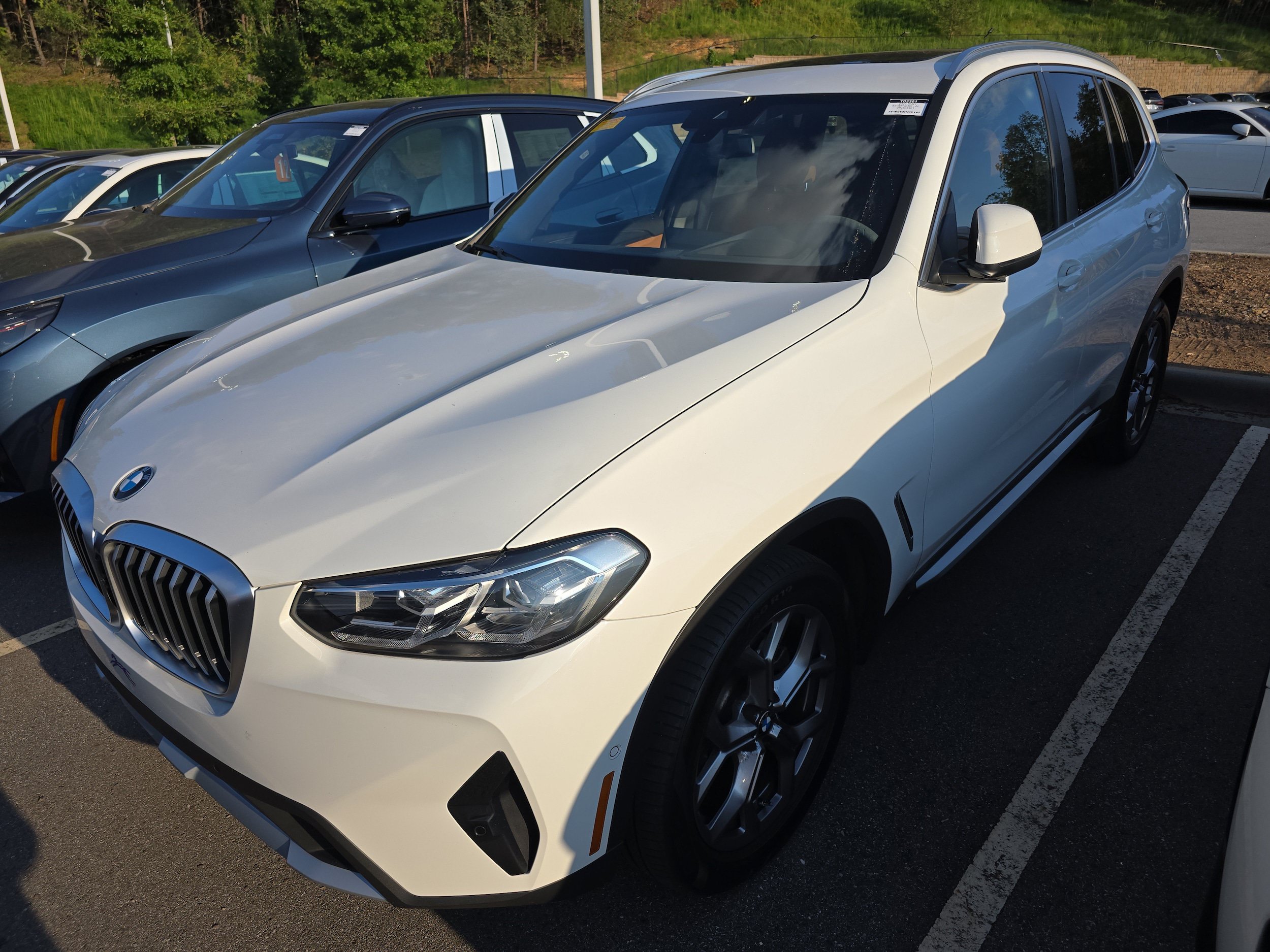 Used 2024 BMW X3 xDrive30i w/ Convenience Package w/ZPA AWD/4WD image 4