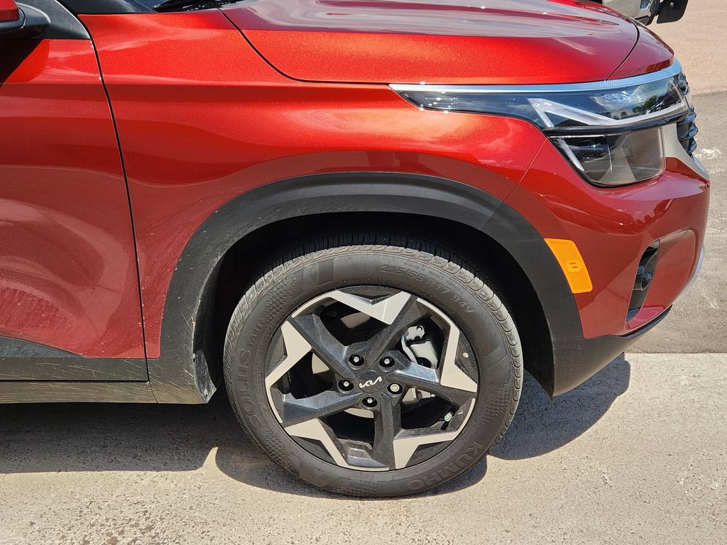 Certified 2026 Kia Seltos S FWD image 14