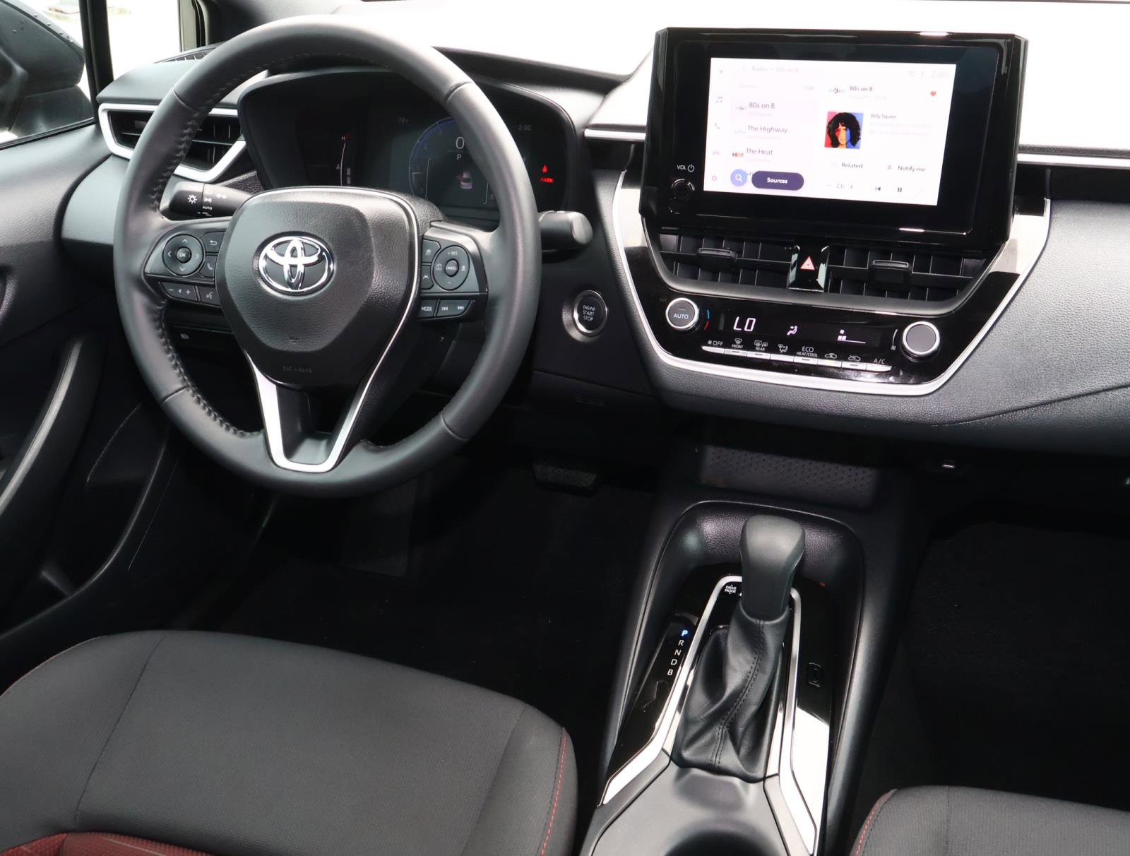 Used 2026 Toyota Corolla SE image 10