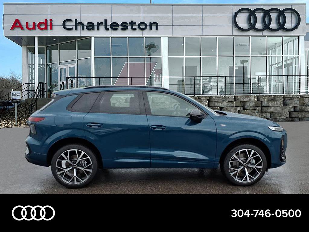 New 2026 Audi Q3 quattro 2.0T AWD/4WD image 2