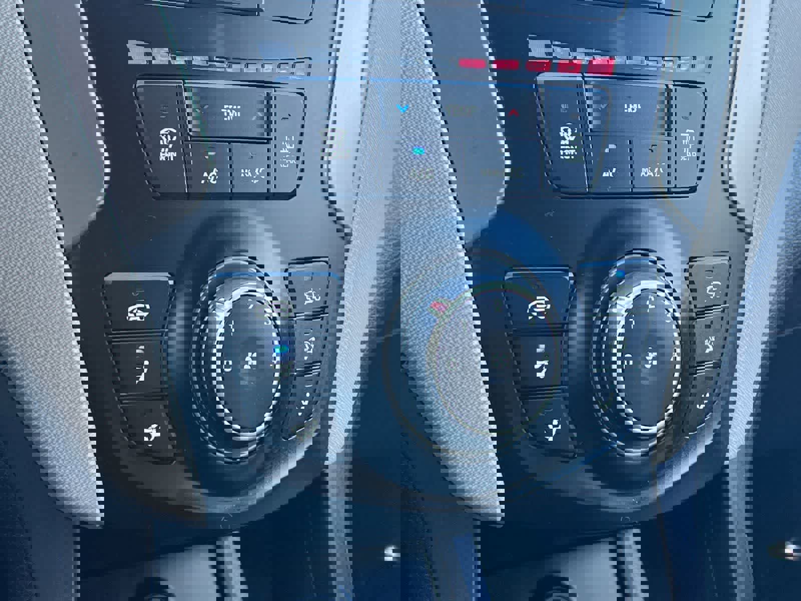 Used 2017 Hyundai Santa Fe Sport image 20