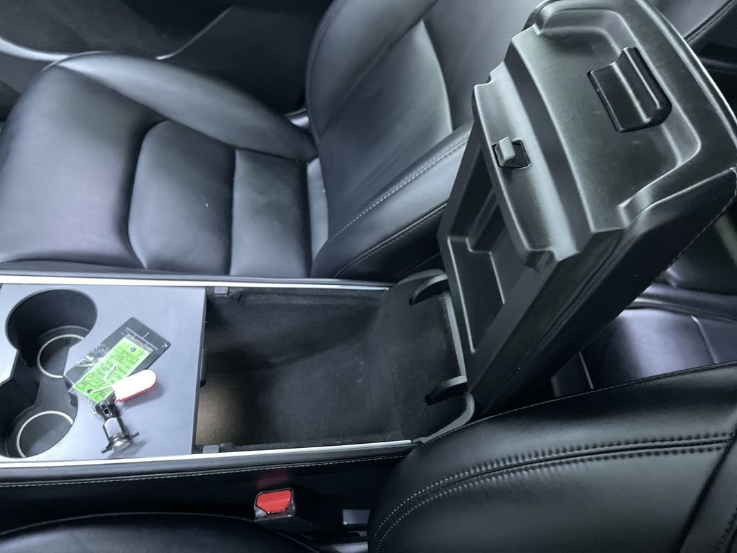 Used 2023 Tesla Model Y Long Range image 25