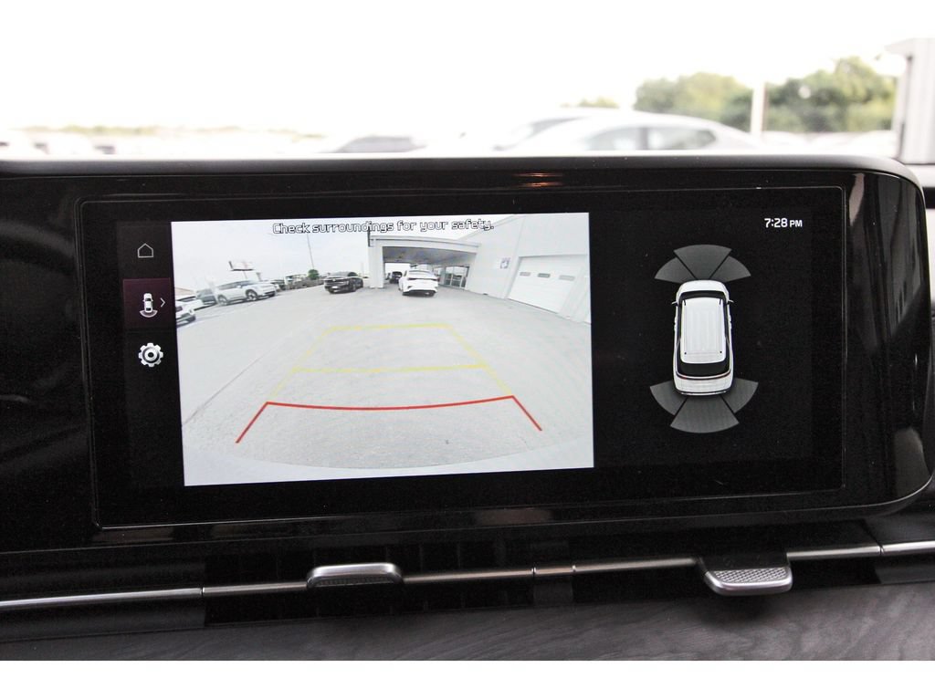 Certified 2024 Kia Carnival EX FWD image 27