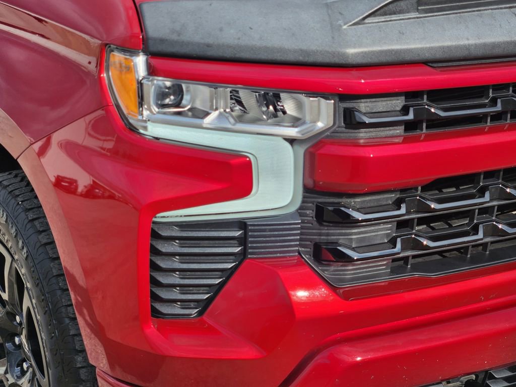Used 2024 Chevrolet Silverado 1500 RST w/ Z71 Off-Road Package image 9