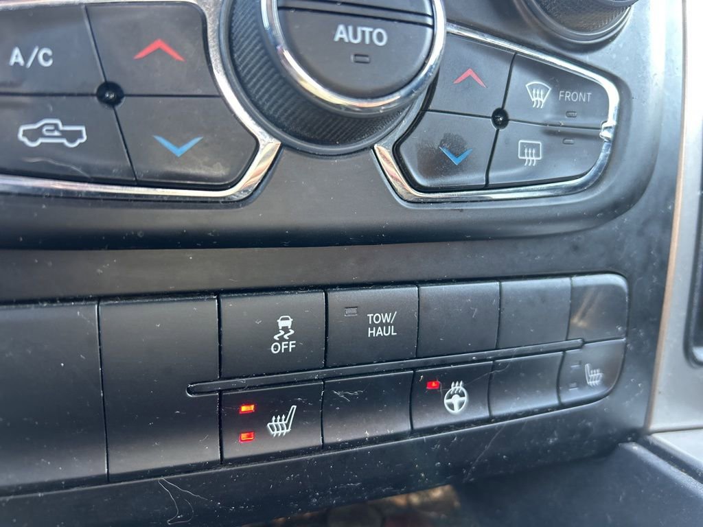 Used 2018 RAM 1500 SLT image 15