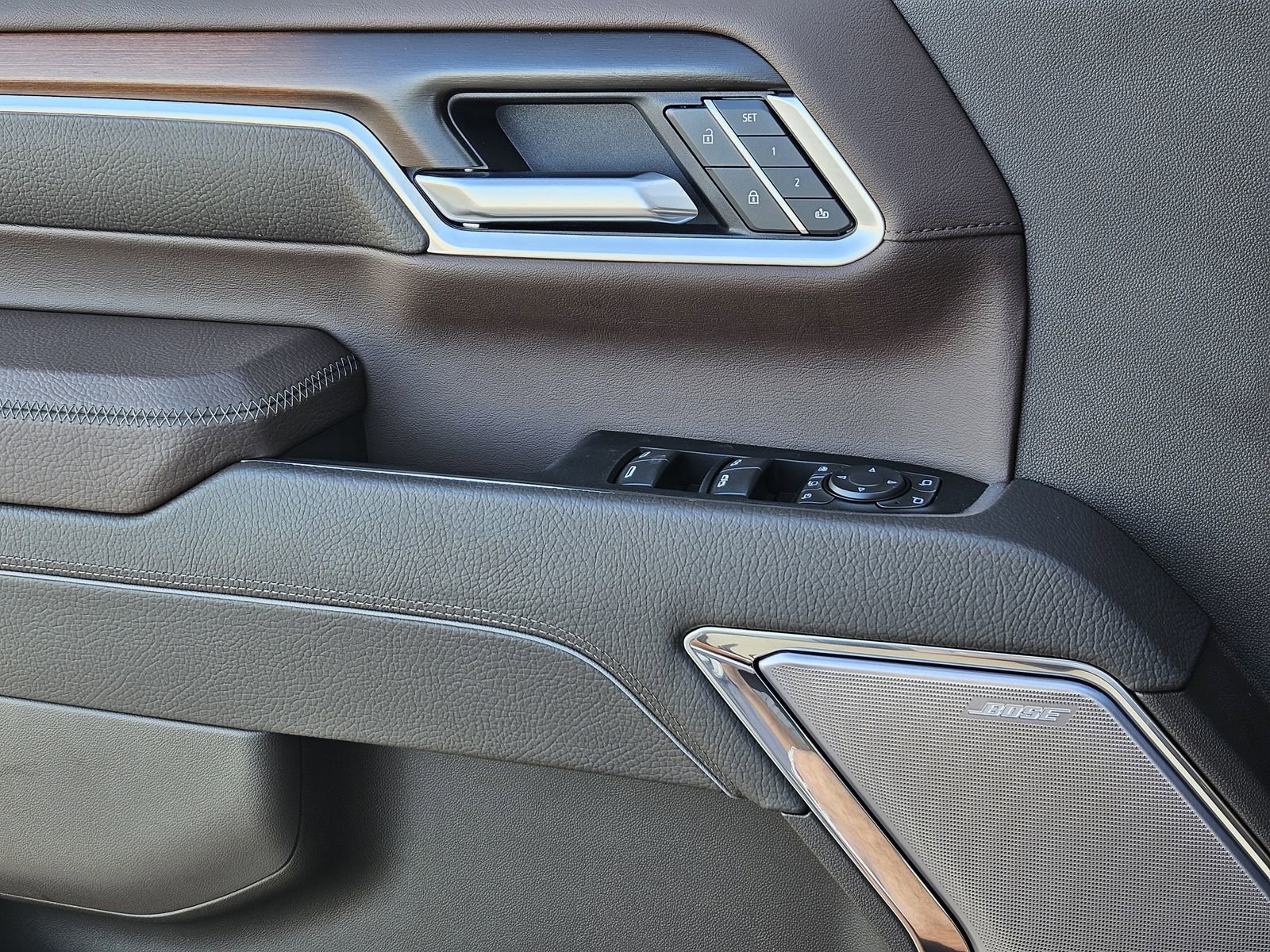 Used 2026 GMC Sierra 2500 Denali w/ Denali Reserve Package image 32