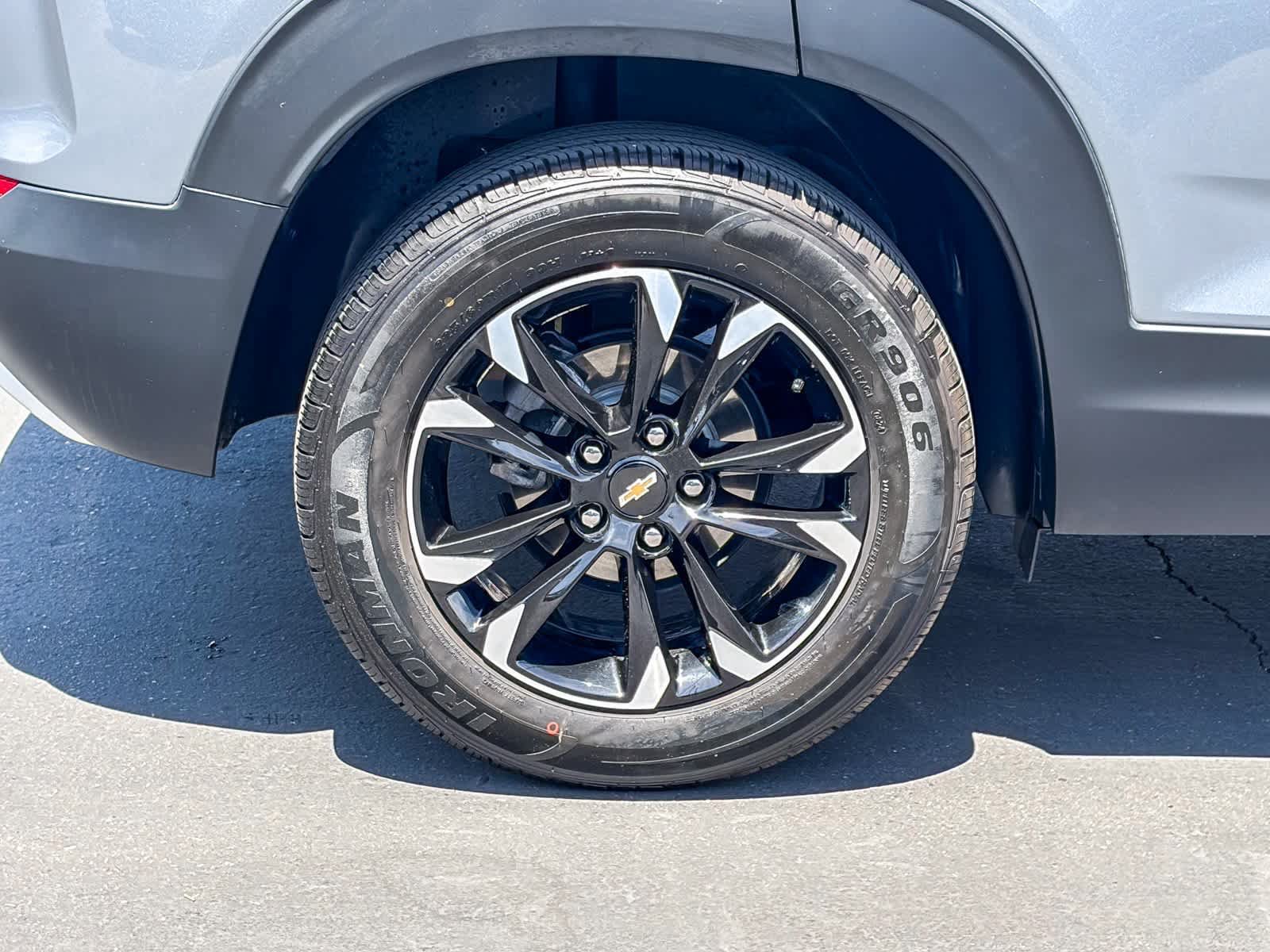 Used 2021 Chevrolet TrailBlazer LT FWD image 10