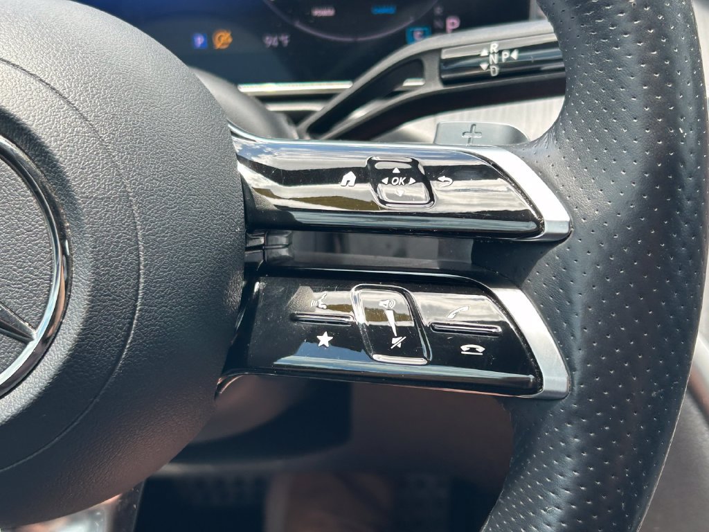 Used 2024 Mercedes-Benz C 300 4MATIC Sedan image 39