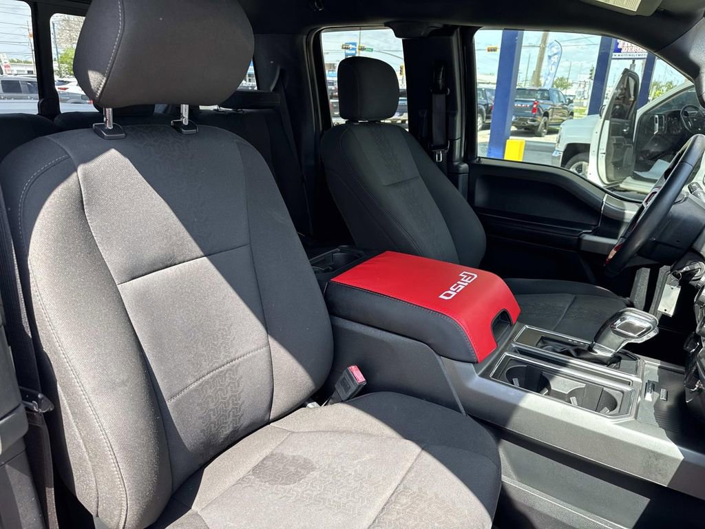 Used 2018 Ford F150 XLT w/ Equipment Group 302A Luxury RWD image 11