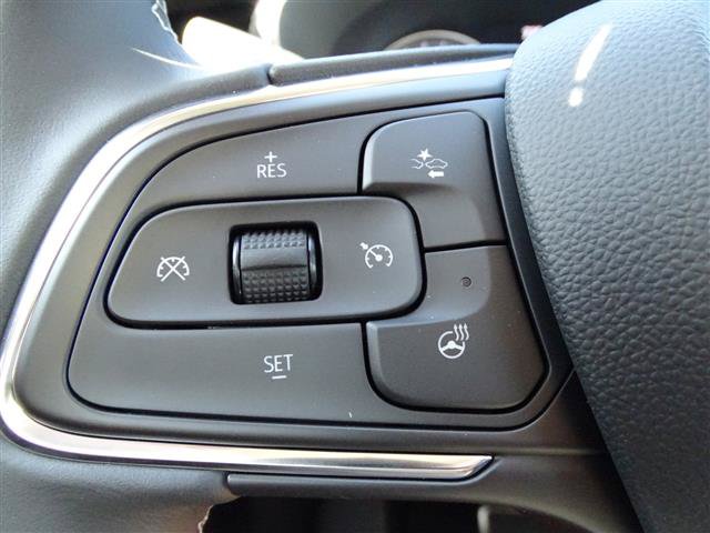 Used 2022 Buick Envision Essence w/ Sport Touring Package FWD image 15